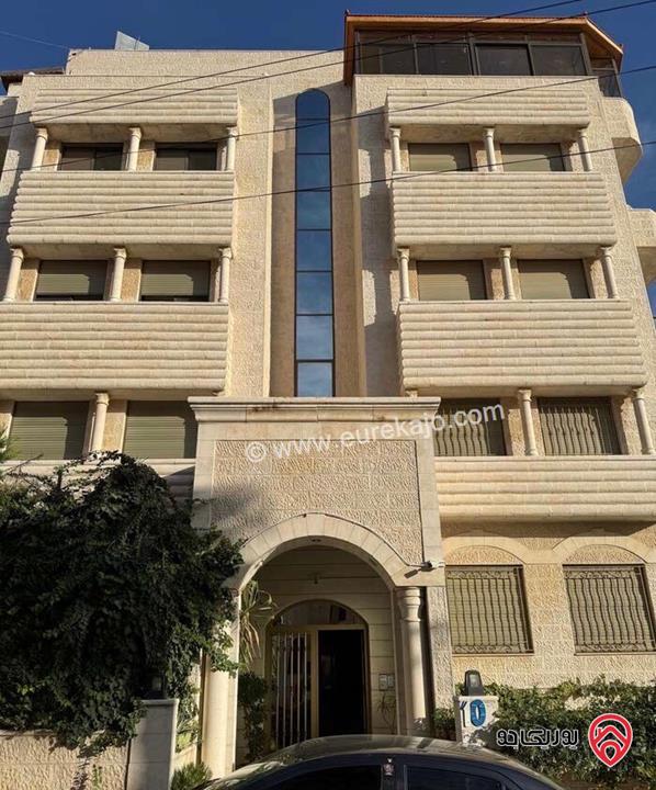 شقة مساحة 170م طابق ثالث للايجار في ام عمان - اذينة 