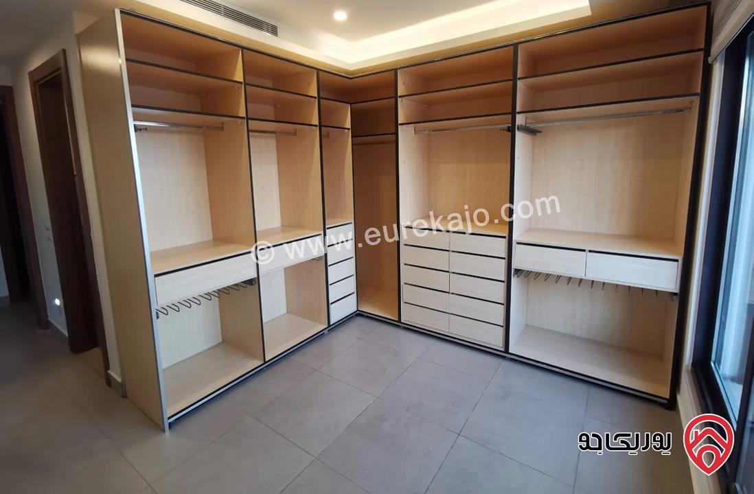 شقة فاخرة مساحة 115م مفروشة للايجار في عمان - عبدون