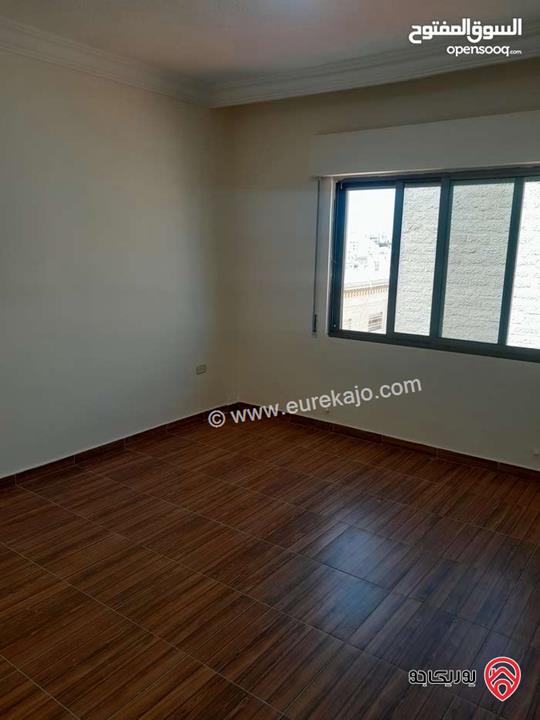 شقة سوبر ديلوكس مساحة 200م طابق ثاني للإيجار في عمان - البنيات