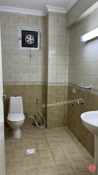 شقة مساحة 130م طابق أول للبيع في عمان - إسكان أبو نصير حارة 8