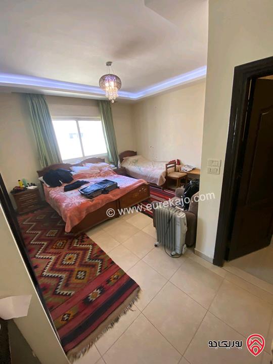 شقة طابق ثاني مساحة 210م للبيع  في عمان - حي الصحابه رجم عميش