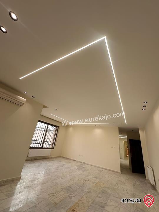 شقة طابق ثاني مساحة 200م للايجار في عمان - خلدا 