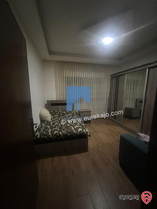 شقة أرضية مميزة للبيع في عمان - الجندويل قرب مركز أمن البيادر 180م مع حديقة وترسات 200م