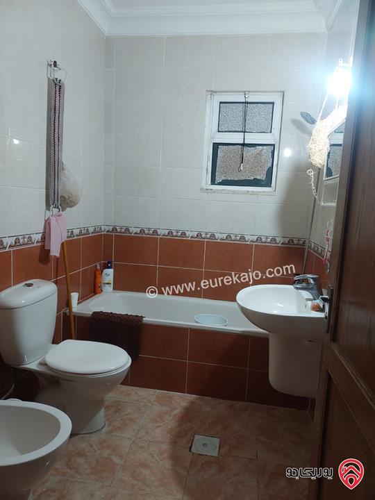 شقة طابق ثاني مساحة 197م للبيع في عمان - تلاع العلي   