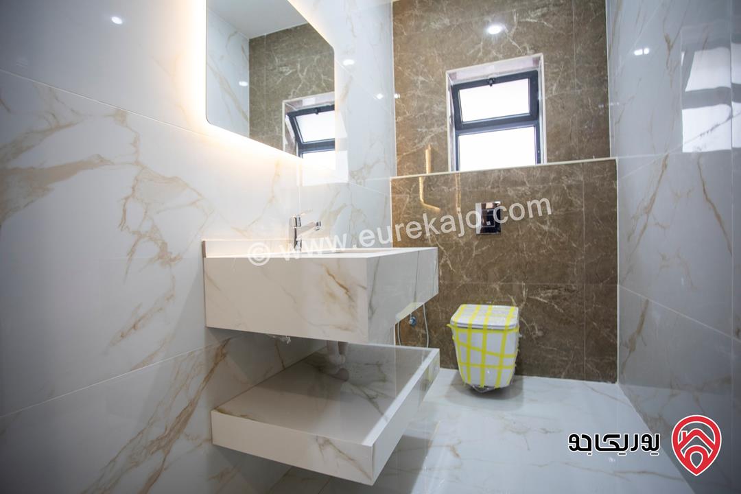 شقة طابق ارضي مساحة 150م مع كراج و مدخل مستقل للبيع في عمان - ضاحية الرشيد 