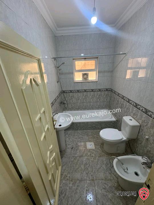 شقتين فارغتان طابقيات مساحة 310م للايجار في عمان - مرج الحمام