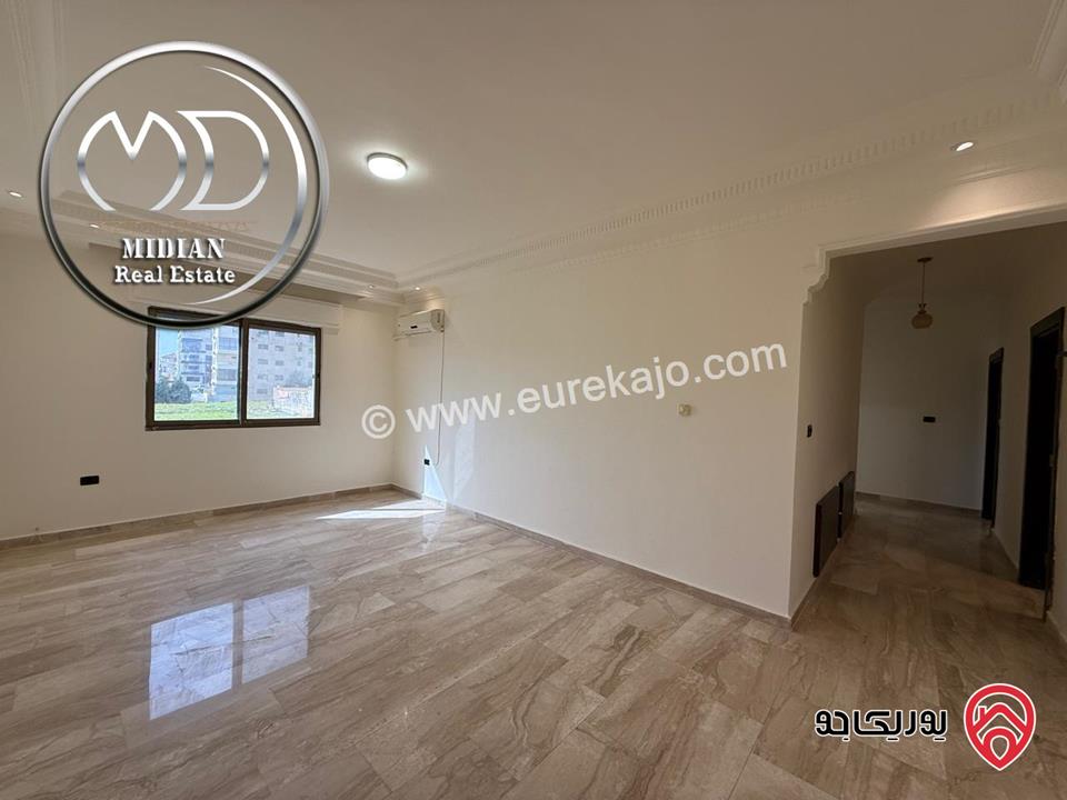 شقة ارضية فارغة للايجار في عمان - دير غبار مساحة 200م مع ترس 100م تشطيبات سوبر ديلوكس بسعر مميز