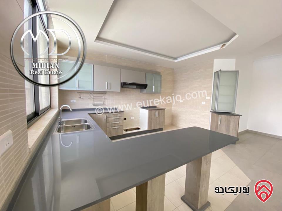 شقق فارغة للايجار في عمان - ام اذينة مساحات 140م تشطيبات سوبر ديلوكس اطلالة جميلة بسعر مميز