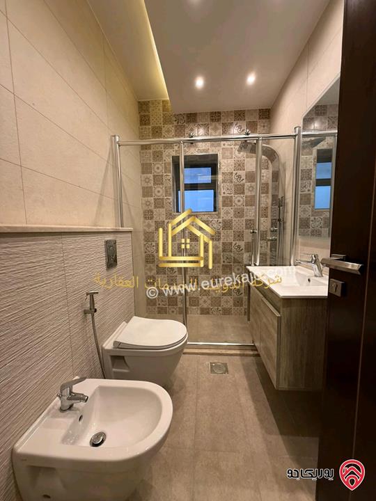 شقة جديدة كأنها لم تسكن مساحة 170م للإيجار في عمان - ضاحية النخيل