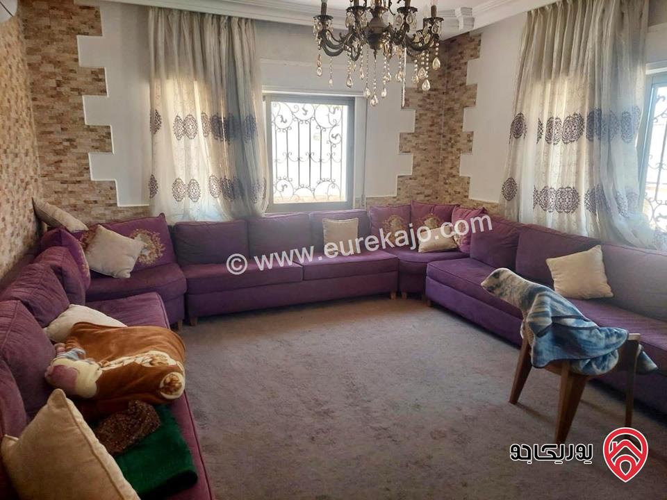 بيت مستقل مساحة 270م على أرض 520م للييع في عمان - ابو علندا اسكان الكهربا 