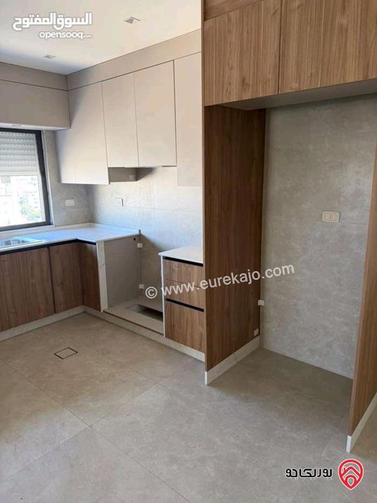 شقة فارغة مساحة 120م للايجار في عمان - خلدا 