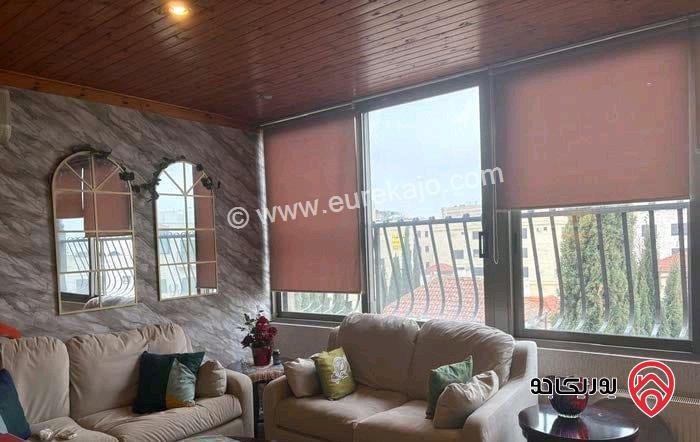 شقة دوبلكس طابق ثالث مع روف مساحة 310متر للإيجار في عمان - رجم عميش 