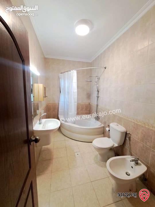 شقة طابق اول مساحة 250م للايجار في عمان - دير غبار