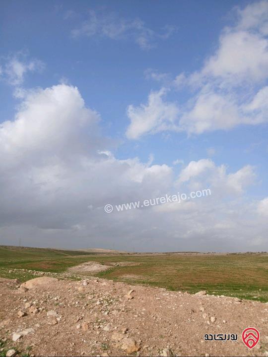 قطعة ارض مساحة 1 دونم و 870م للبيع في اربد