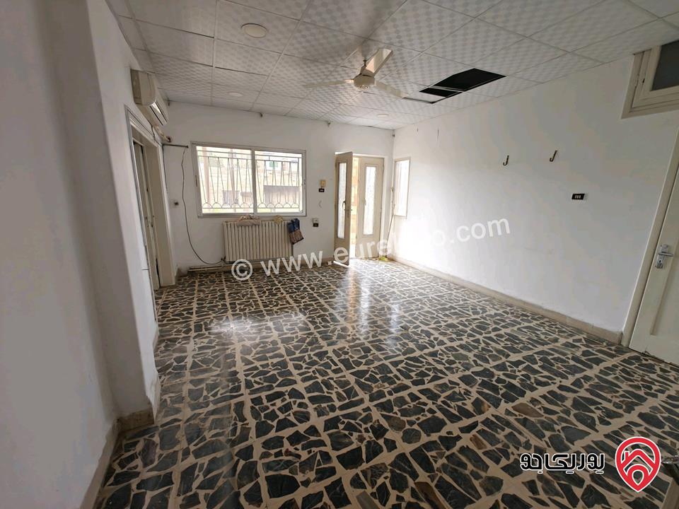 منزل مستقل مساحة 135م على أرض 680م للبيع في اربد