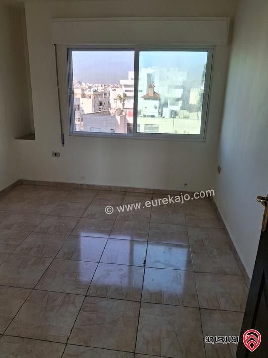 شقة مساحة 125م طابق ثالث للايجار في عمان - الرابية 