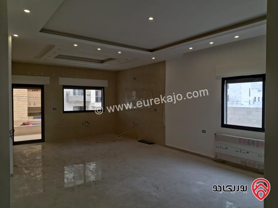 شقة ارضية جديدة مساحة 200م داخلي و 40م خارجي للبيع في عمان - ابو السوس