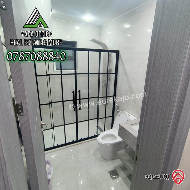 شقة فاخرة دوبلكس (أخير و روف ) مساحة 200م للبيع في عمان - الجبيهة – ام زويتية 