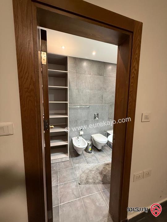 شقة سوبر ديلوكس أرضية مساحة 180م للبيع في عمان - جبل اللويبدة