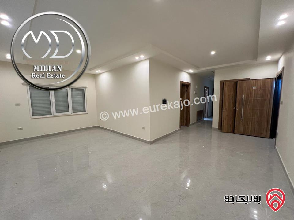 شقة أرضية للبيع في عمان - خلدا مساحة 185م مع ترس 40م تشطيبات سوبر ديلوكس جديدة لم تسكن بسعر مميز