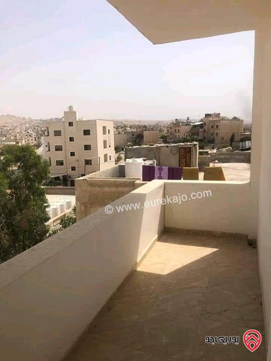 ثلاث شقق مساحة 130م طابق أول وتسوية للبيع في عمان - ماركا الشمالية 