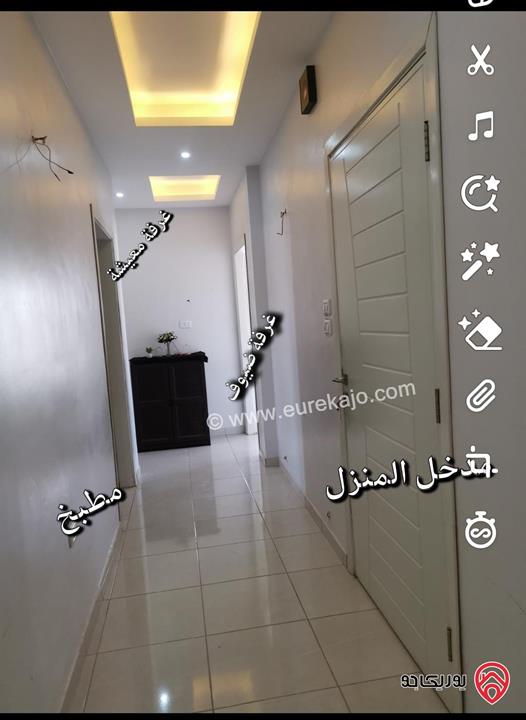 بيت مستقل مساحة 485م على أرض 300م للبيع في عمان - جاوا  