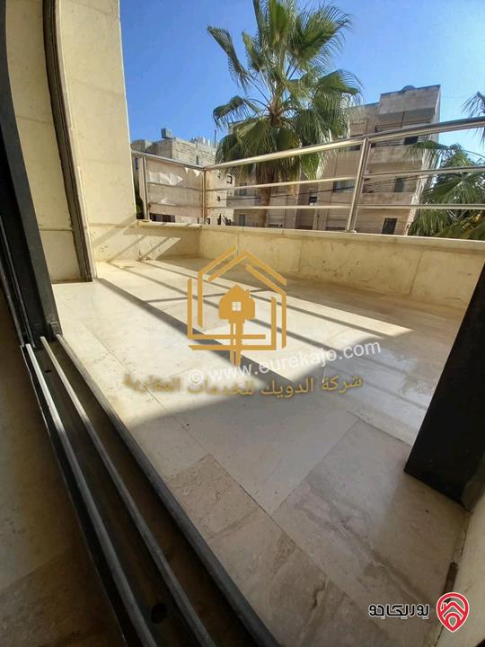 شقة جديدة لم تسكن طابق اول مساحة 180م للإيجار في عمان - خلدا 