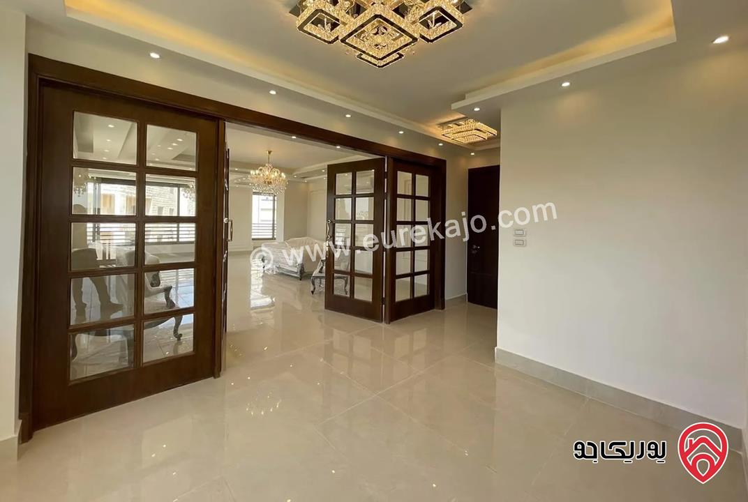 شقة فاخرة مساحة 464م طابق ثاني للبيع في عمان - ام السماق