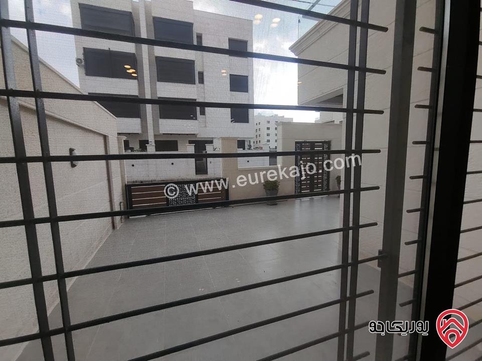  شقق جديدة مساحة 240م للبيع في عمان - حي الصحابة رجم عميش  