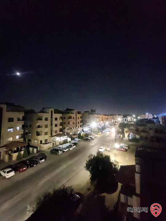 شقة طابق ثالث مساحة 130م داخلي و ترس 60م للبيع في عمان - ضاحية الحاج حسن 