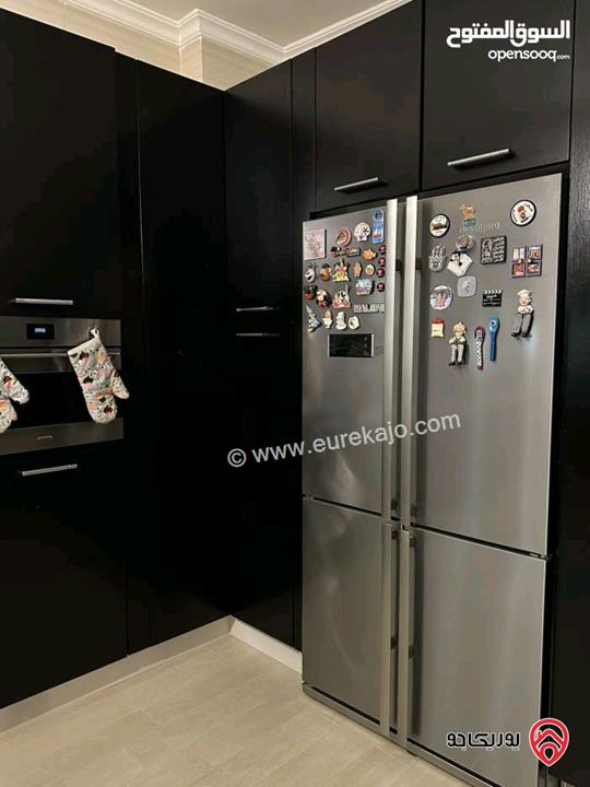 شقة ديلوكس مفروشة مساحة 220م للايجار في عمان - قرية النخيل