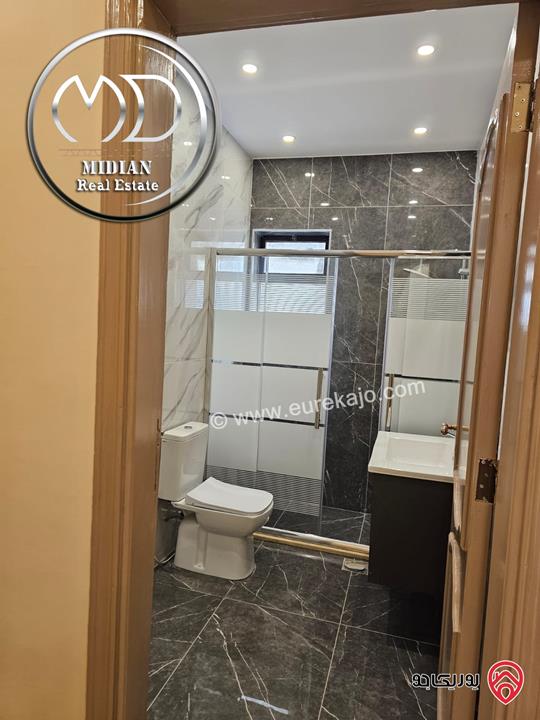 شقة فارغة للايجار في عمان - ضاحية الامير راشد مساحة 300م 4 نوم طابق اول تشطيبات و ديكورات فاخرة