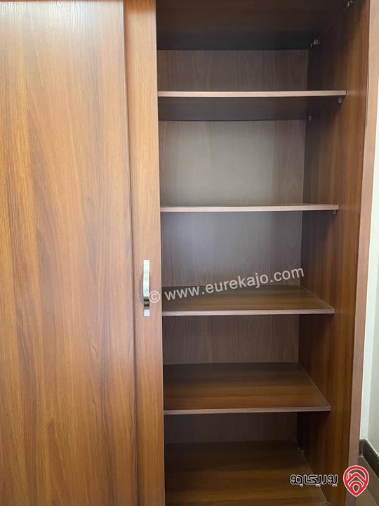 شقة طابق ثالث مساحة 120م للايجار مفروشة في عمان - الجاردنز حي البركة