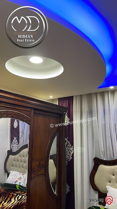 شقة مميزة للبيع في عمان - الرابية طابق اول مساحة 140م تشطيبات و ديكورات سوبر ديلوكس اطلالة جميلة