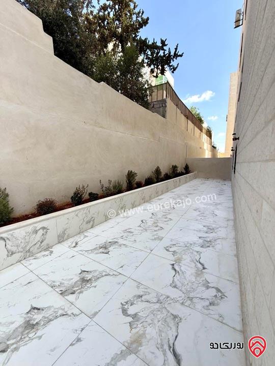 شقة ارضية مساحة 212م داخلي و 200م خارجي للبيع في عمان - ابو علندا اسكان الكهرباء 