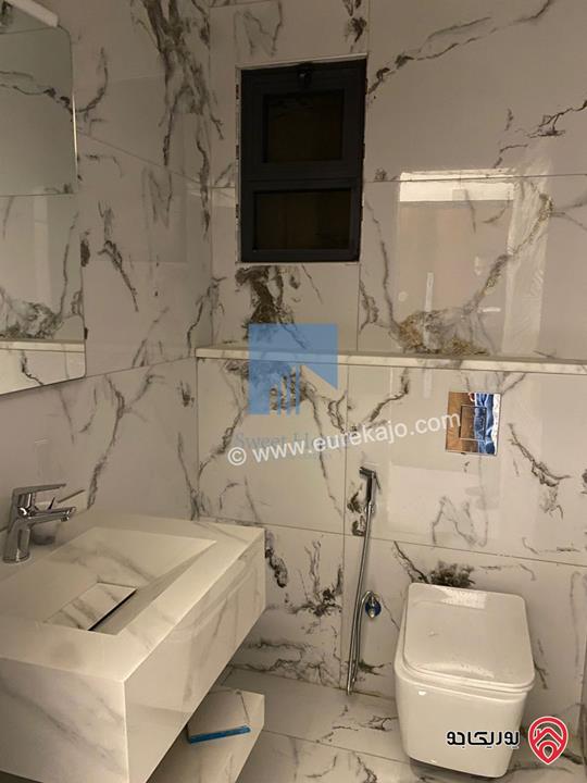 شقة فاخرة للبيع في عمان - خلدا - قرب الموفنبيك ومطعم ورد طابق اول 135م تشطيب سوبر ديلوكس لم تسكن