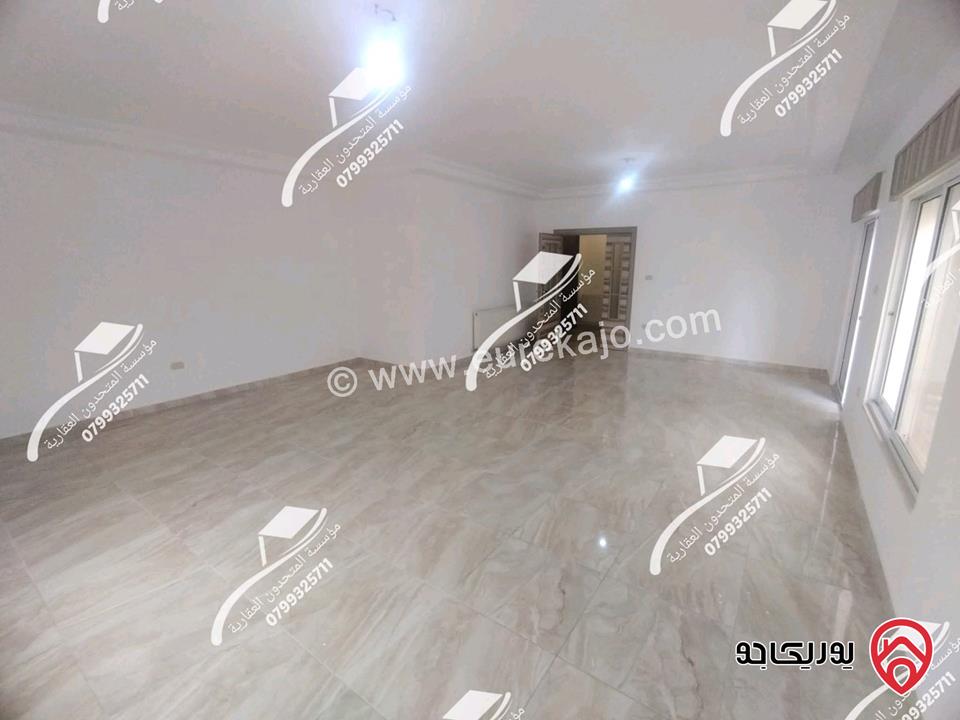 شقة فارغة مساحة 250م طابق أول للايجار ديلوكس في عمان - ام السماق