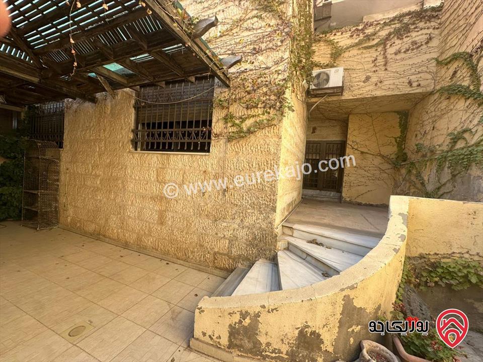 شقة مميزة دوبلكس مساحة 260م داخلي و 150م خارجي للبيع في عمان - خلدا