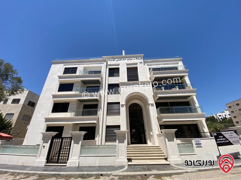 شقة مساحة 230 م طابق ثالث دوبلكس للبيع في عمان - البنيات خلف جامعة البتراء