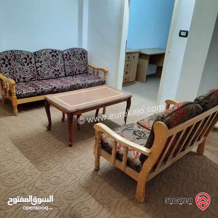 عمارة سكنية مكونة من 4 طوابق مؤجرة لطالبات (شقق مفروشة) على أرض 670م للبيع في اربد - الحي الجنوبي