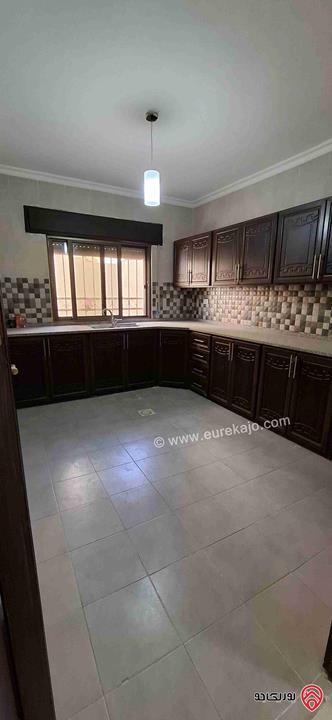 شقة أرضي خلفي مساحة 120م  للبيع في عمان - طبربور هدوء وخصوصية