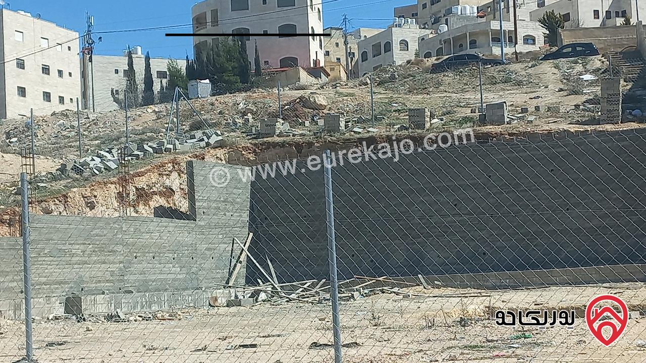 قطعة أرض مساحة 506م محفورة و مبني عليها جدران استنادية للبيع في عمان - ابو علندا ضاحية الفاروق اسكان الكهرباء