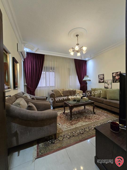 شقة مساحة 175م طابق أول للبيع في عمان -  تلاع العلي مفروشة بالكامل بحالة جيدة جدًا 