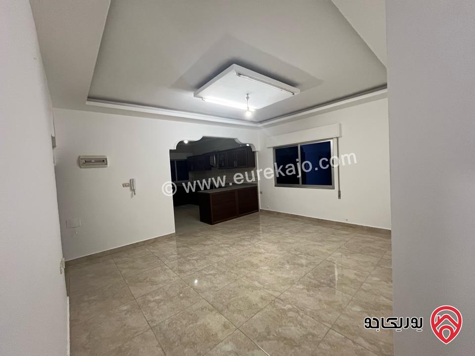 شقة سوبر ديلوكس طابق أول مساحة 150م للبيع في عمان - طبربور