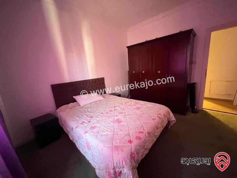 شقة مفروشة مساحة 165م مع رووف 60م للبيع في عمان - الجبيهة