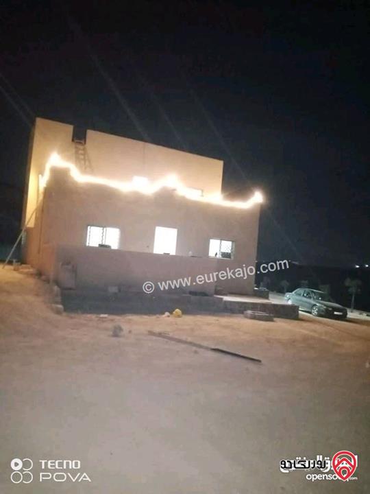 مزرعة للبيع في المفرق - بمنطقة بلعما بمساحة 3400م مسنسله سنسال جميل وضخم يوجد فيها منزل طابقين مساحته 160م ويوجد أشجار زيتون ووحمضيات وشجر زينة يوجد بئر ماء 40م ويوجد ساعة كهرباء وسور استنادي 