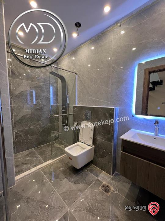 شقة دوبلكس اخير مع روف للبيع في عمان - تلاع العلي مساحة 175م تشطيببات وديكورات سوبر ديلوكس اطلالة جميلة بسعر مميز