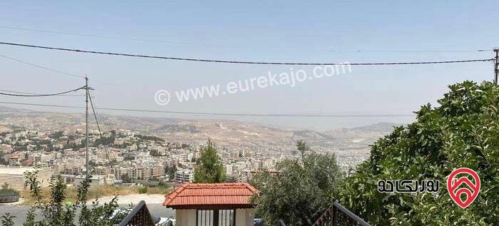 فيلا مساحة 620م مع مسبح على أرض 1200م للبيع في الحّمر