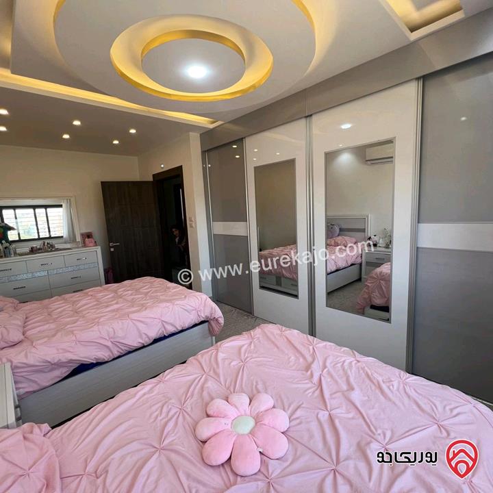 شقة طابق ثالث دوبلكس مساحة 225م للبيع في عمان - الجبيهة حي المنصور