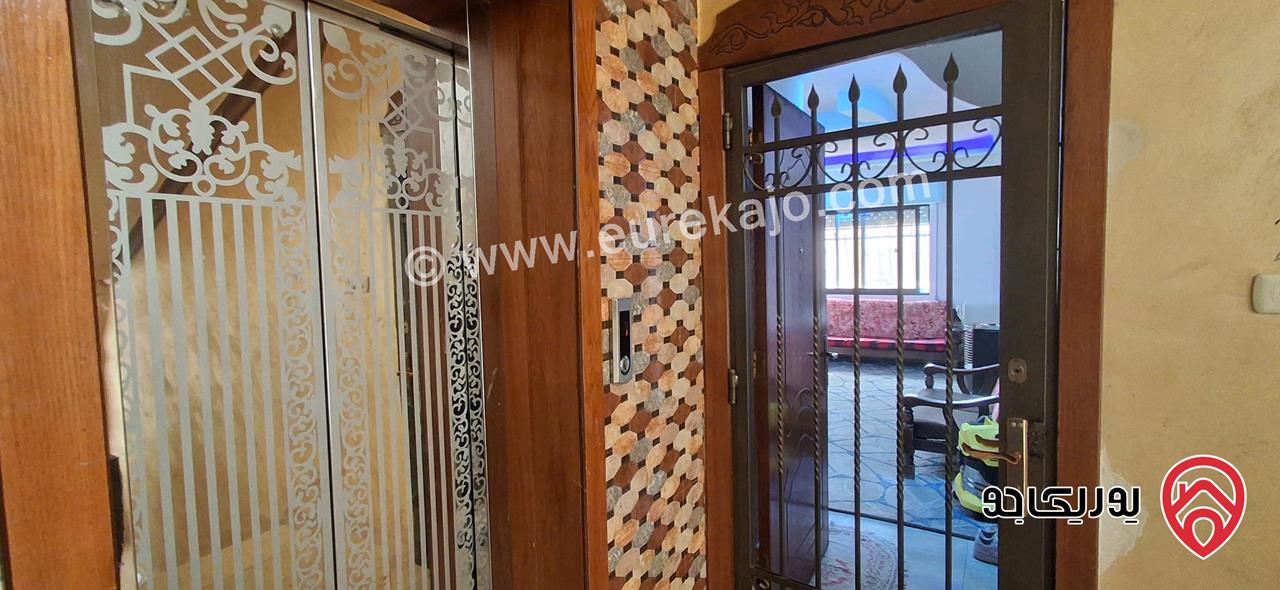 شقة أرضية مرتفعة مساحة 150م للبيع في عمان - طبربور